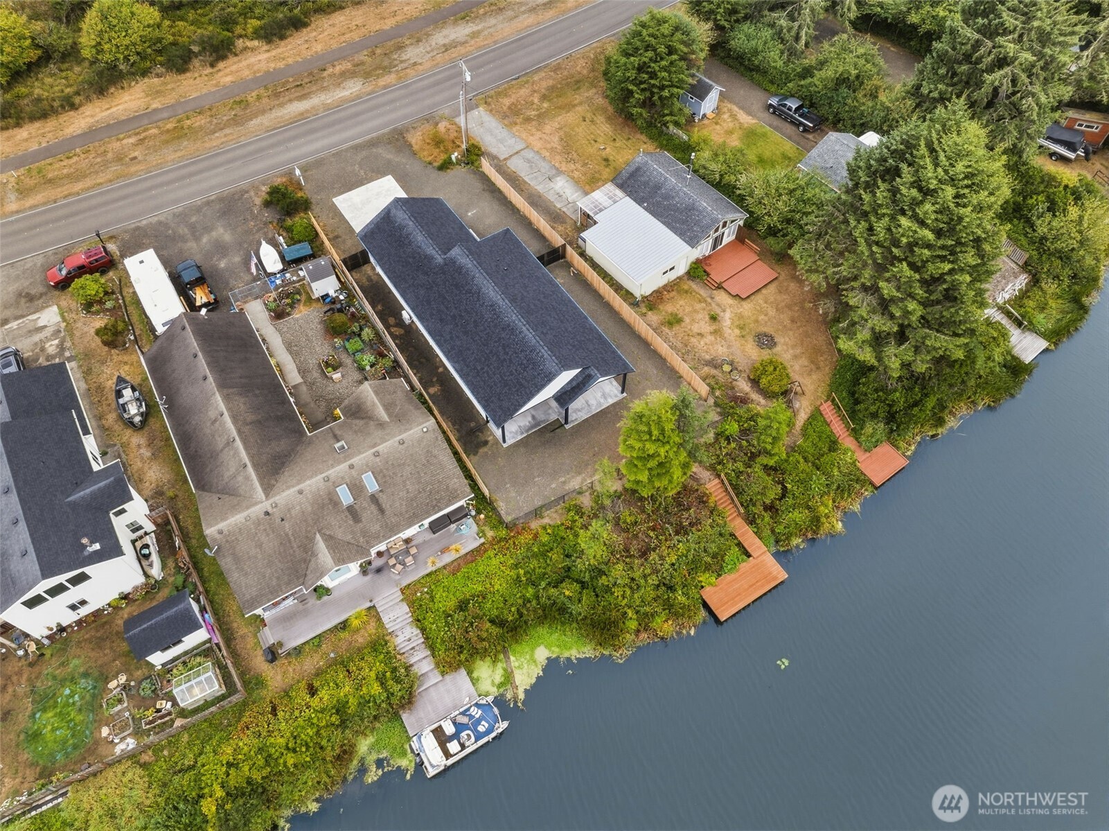 205 Canal Drive Property Photo 32