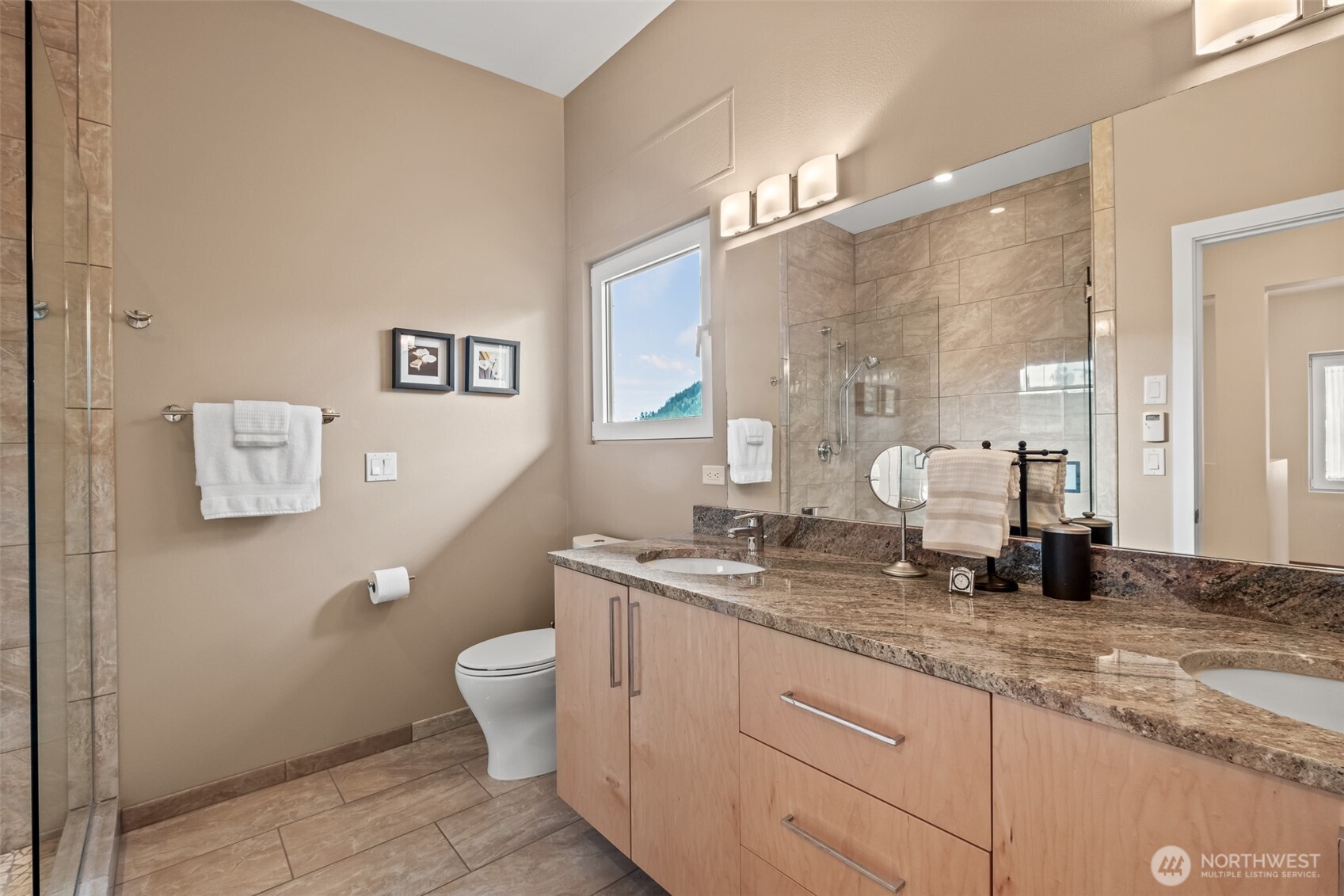10202 Titus Property Photo 32