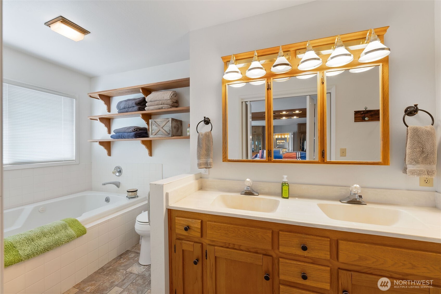 4596 Woodcock Road Property Photo 27