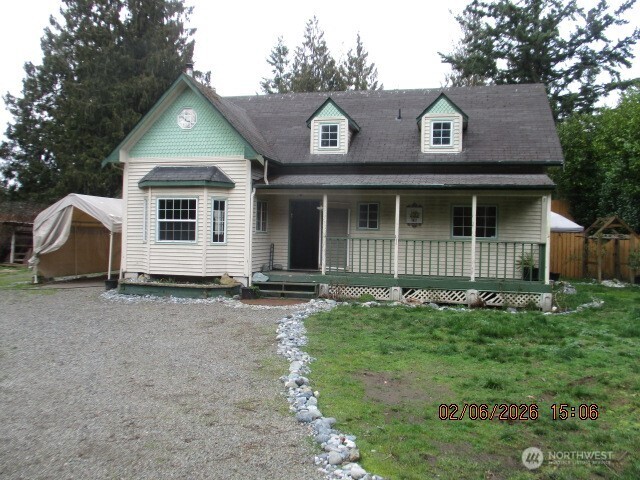 130 W Kinkaid Property Photo 2