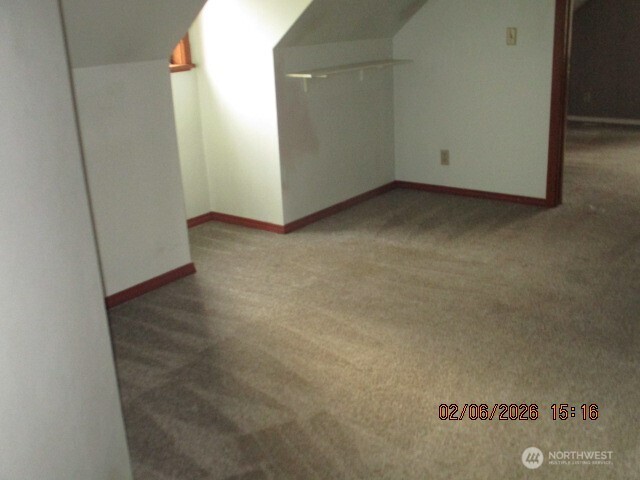 130 W Kinkaid Property Photo 16