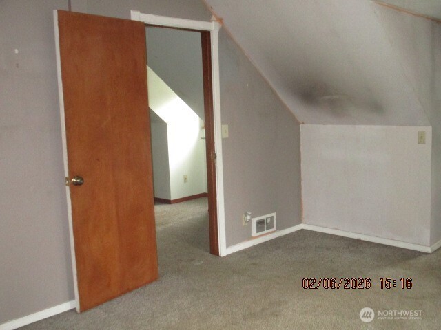 130 W Kinkaid Property Photo 17