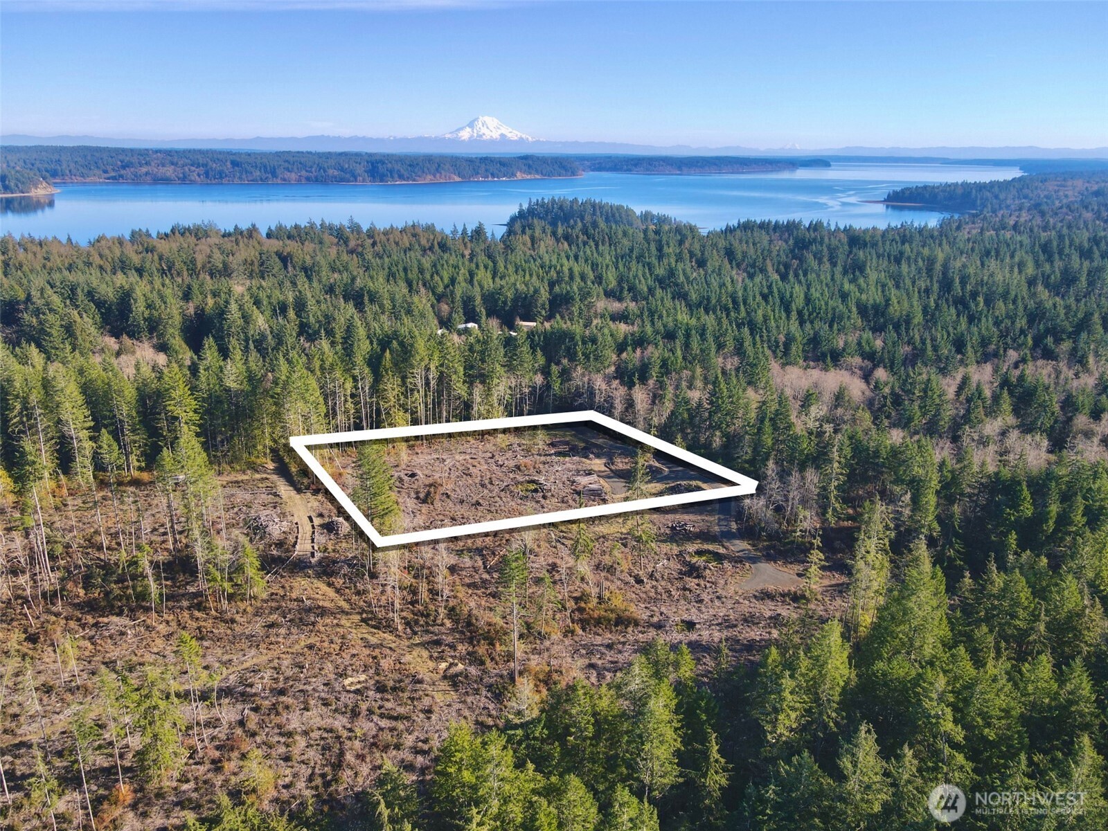 250 E Solbakk Veien Road Property Photo 1