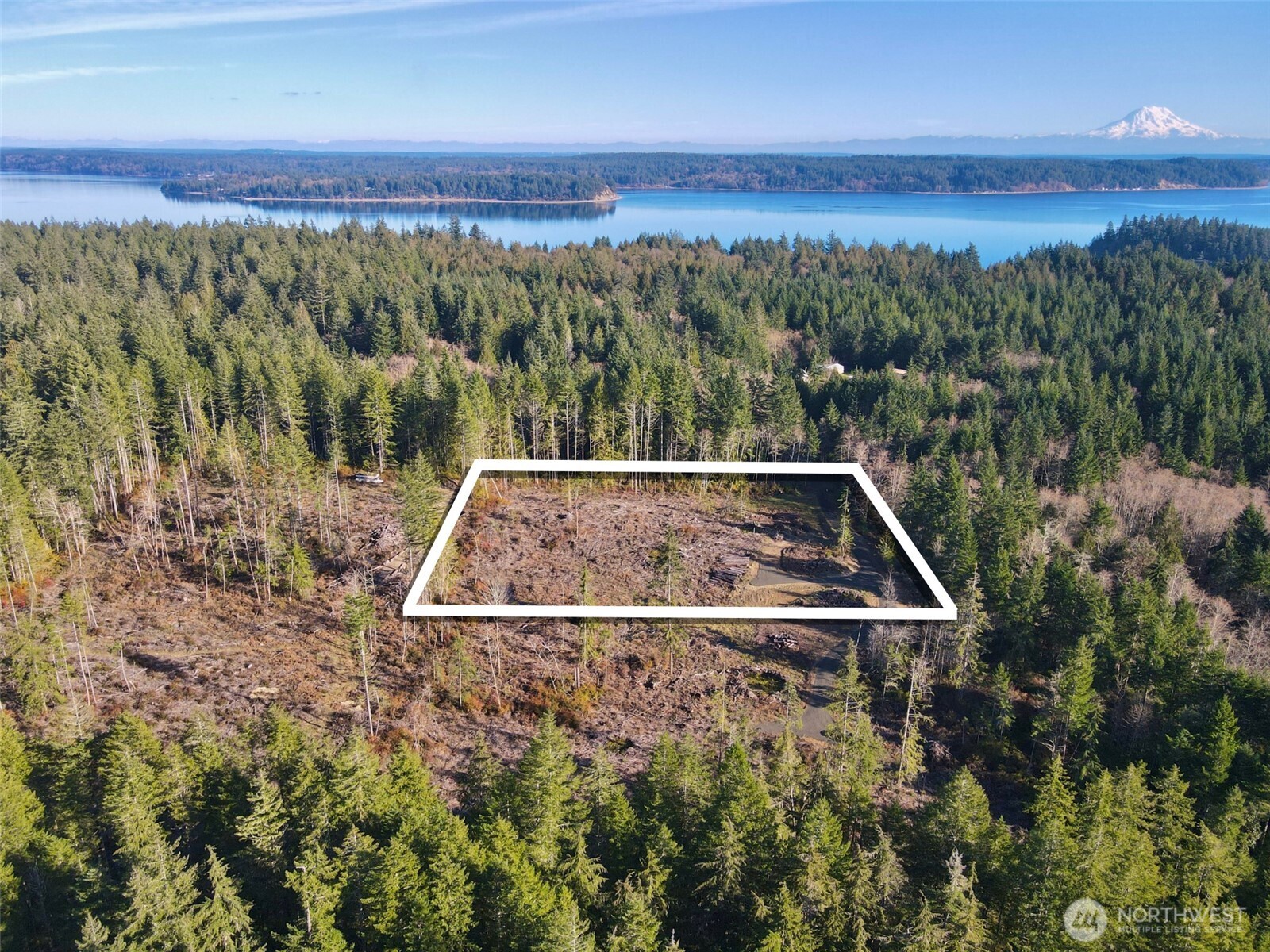 250 E Solbakk Veien Road Property Photo 8