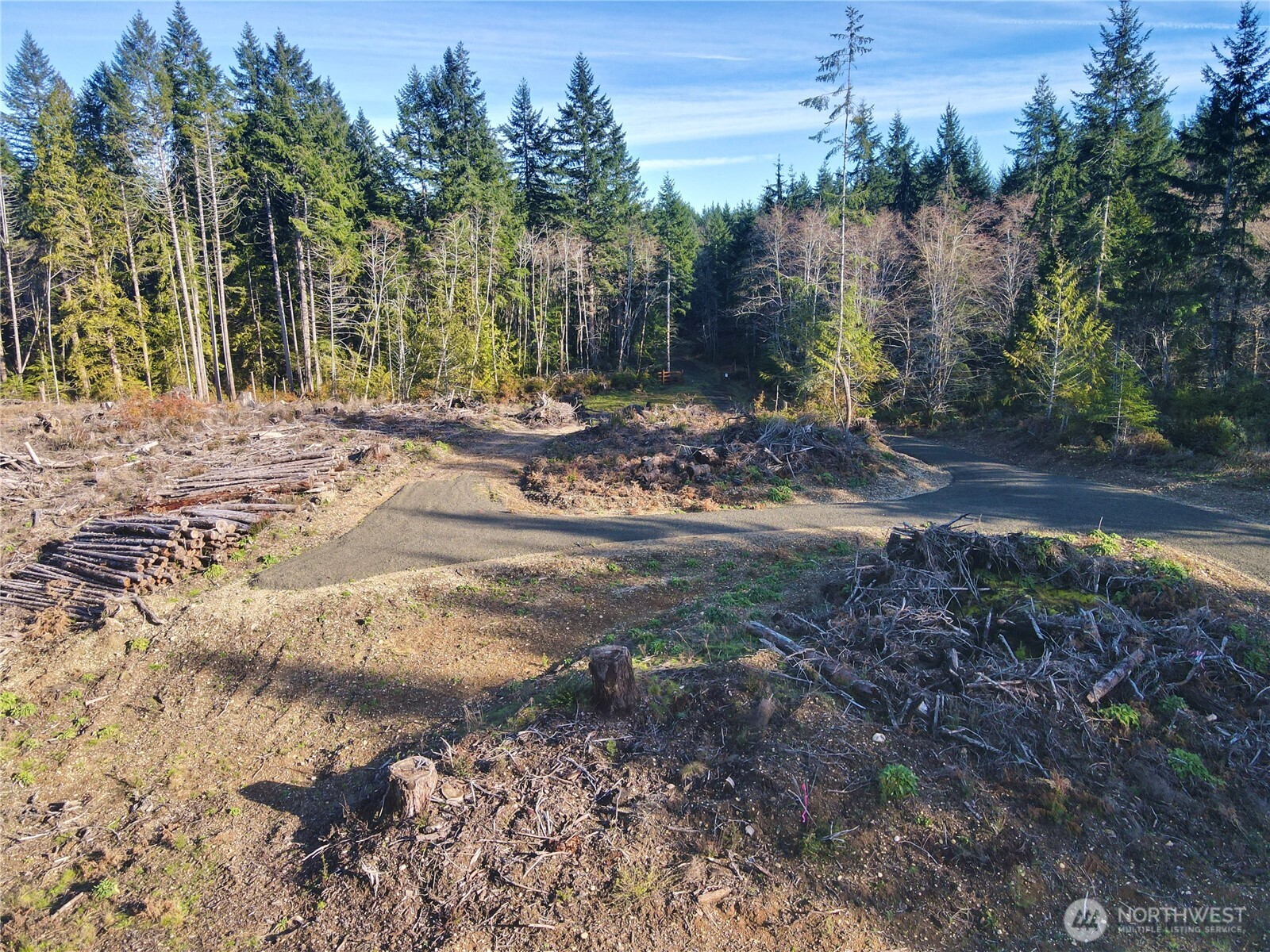 250 E Solbakk Veien Road Property Photo 10