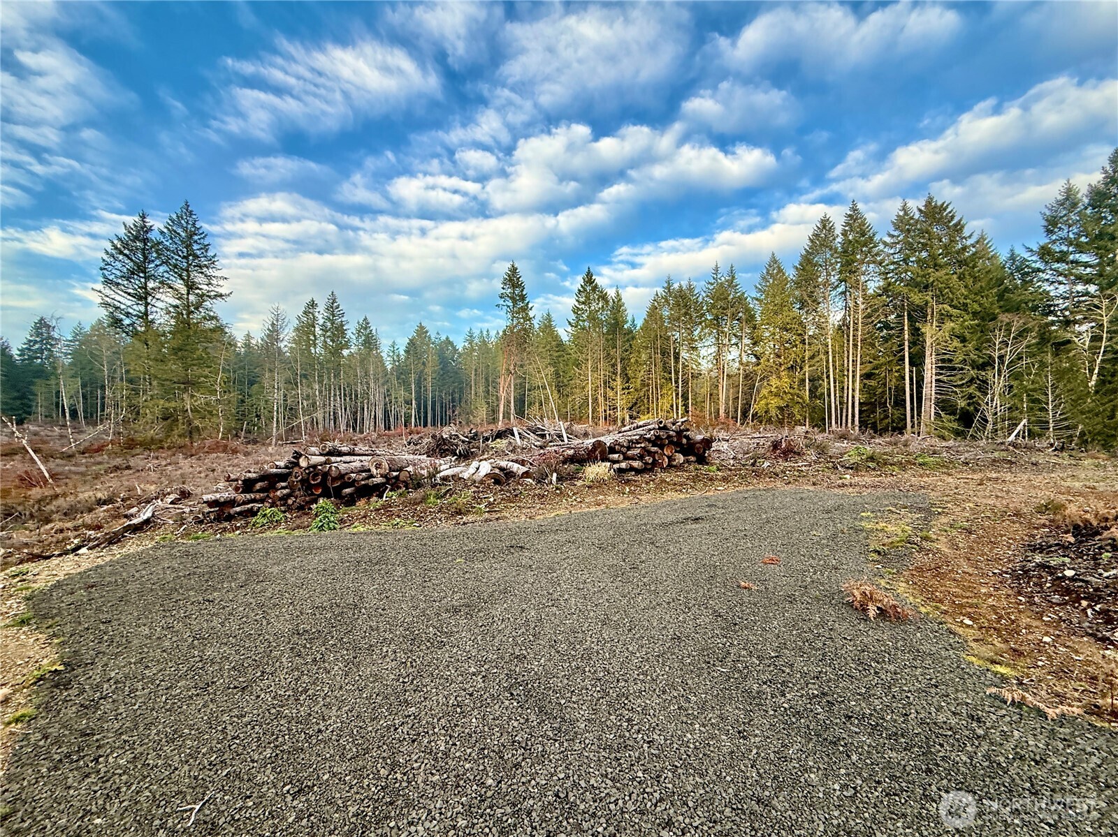 250 E Solbakk Veien Road Property Photo 17