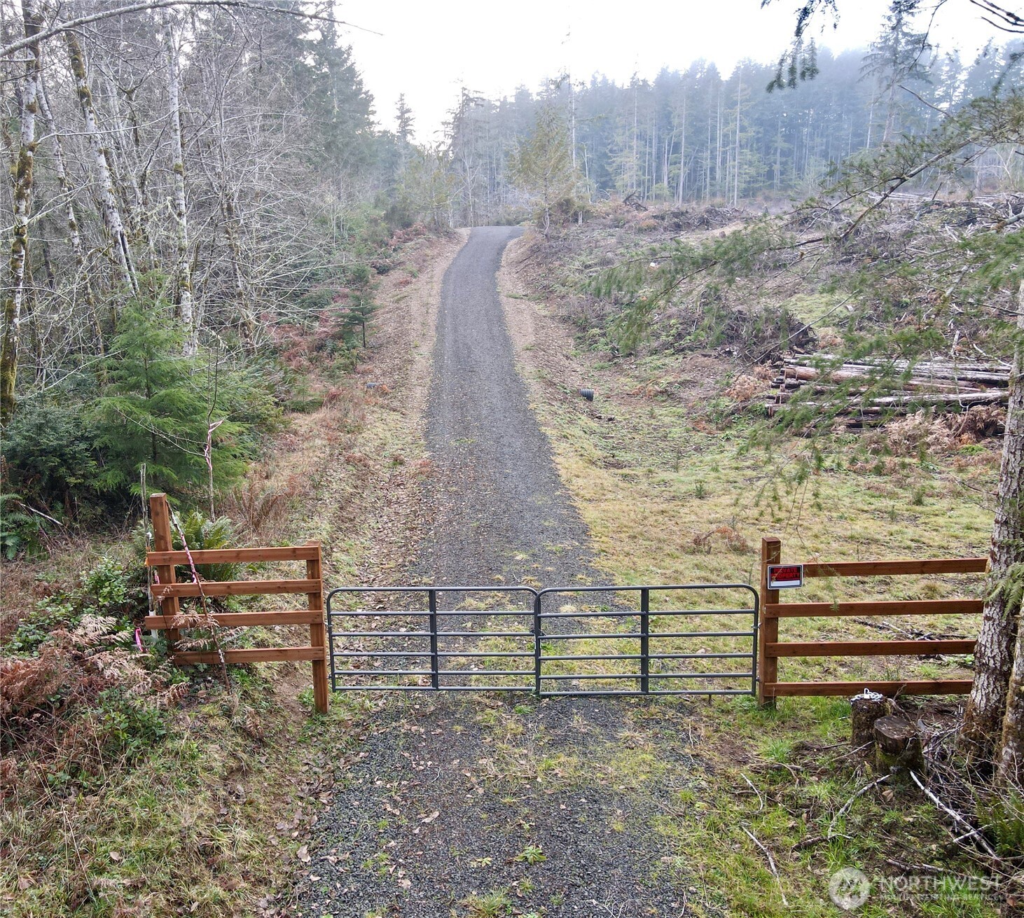 250 E Solbakk Veien Road Property Photo 23