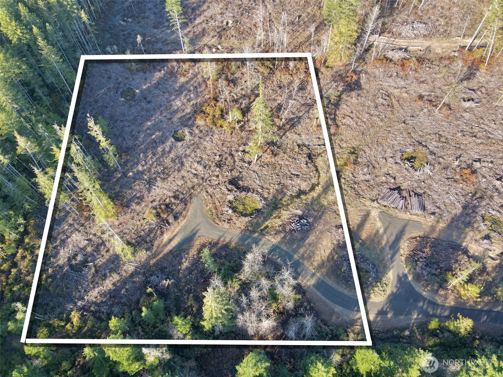 260 E Solbakk Veien Road Property Photo 8