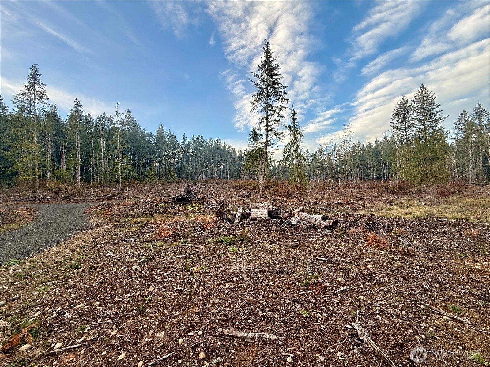 260 E Solbakk Veien Road Property Photo 12