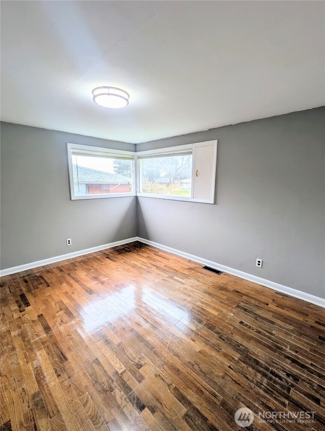 1740 Se 6th Street Property Photo 8