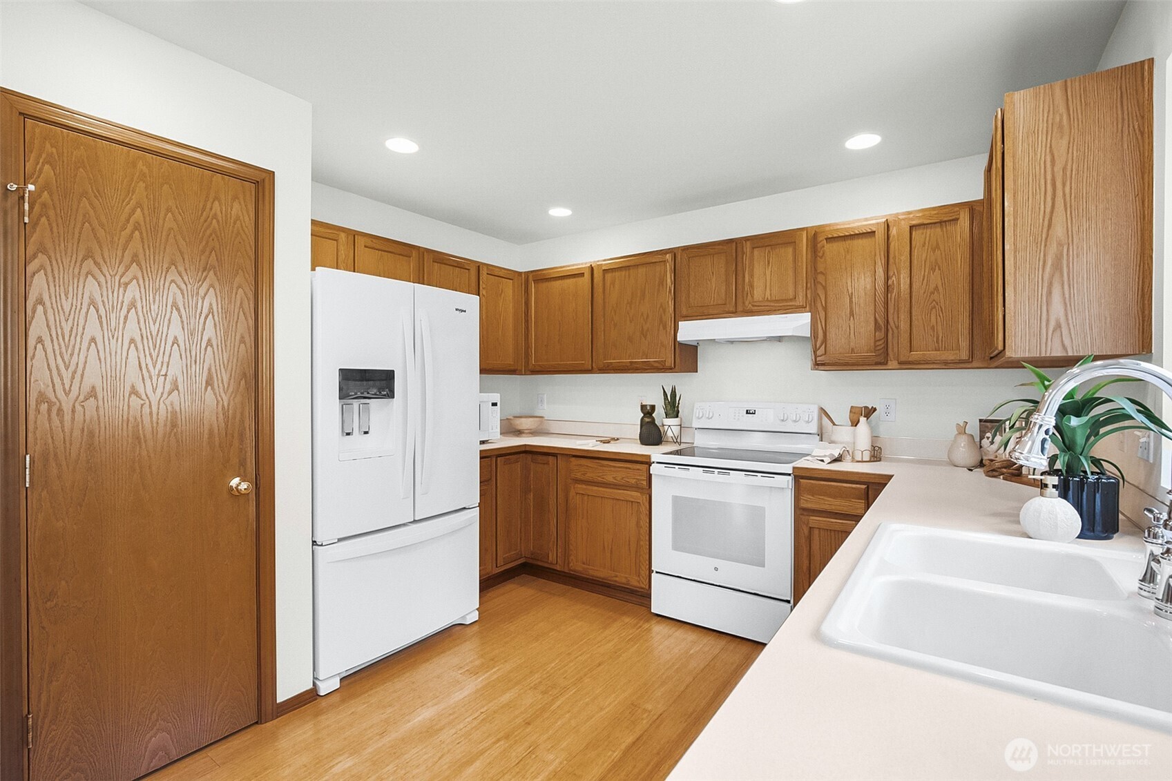 4921 147th Place Property Photo 11