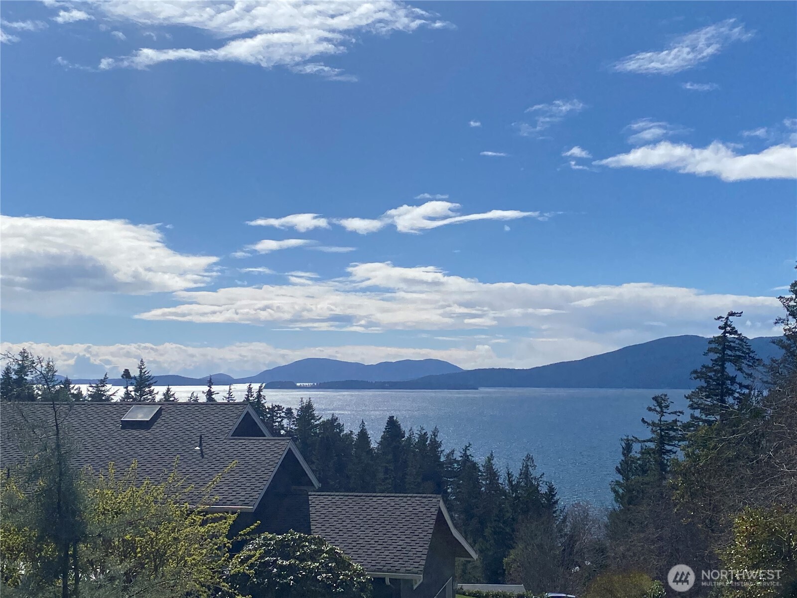 417 Arbutus Place Property Photo 10