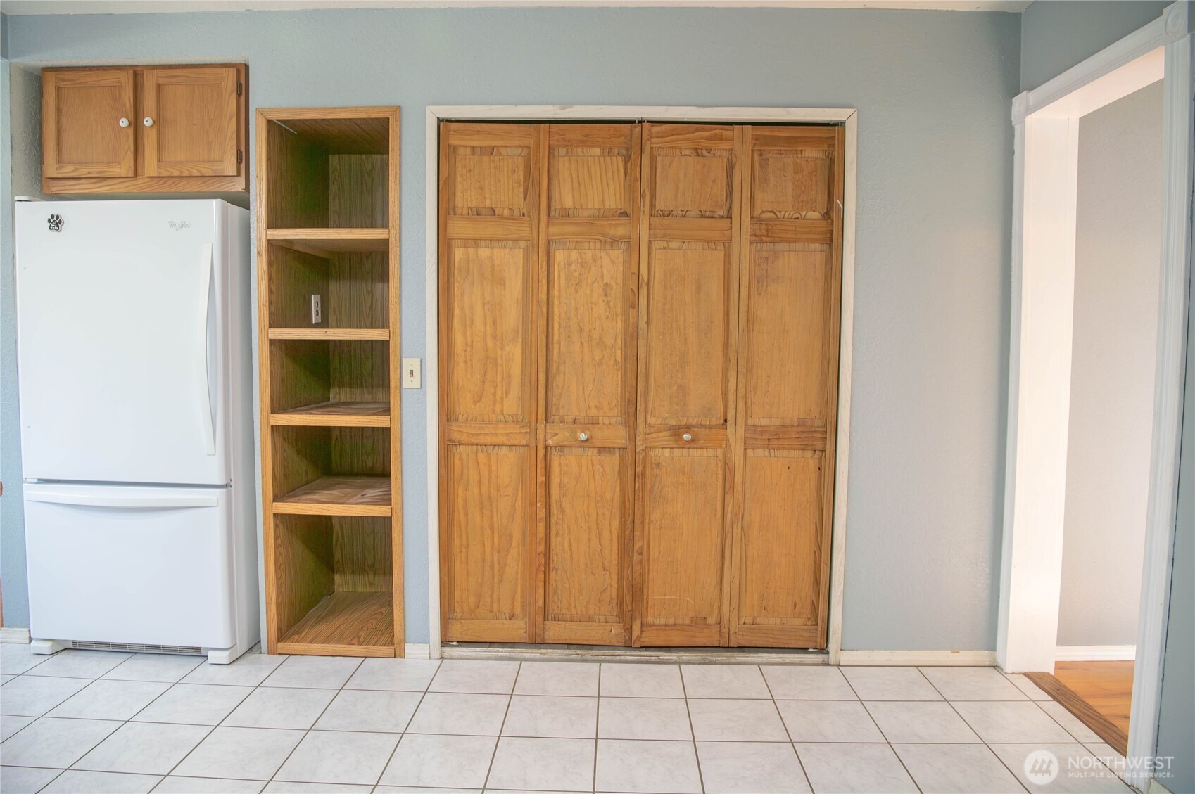 6720 Central Park Drive Property Photo 18