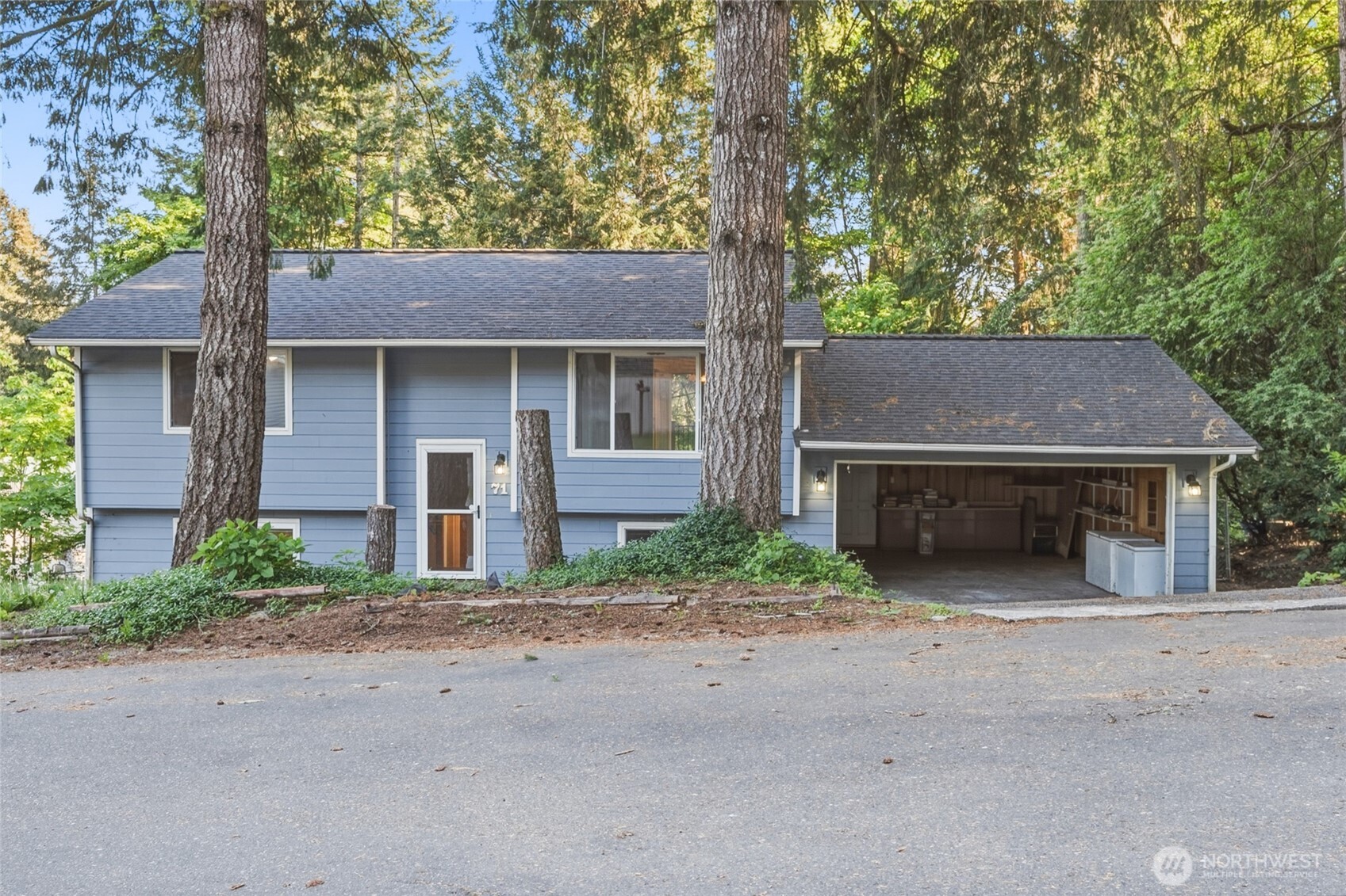 71 Ne Lorrain Court Property Photo 2