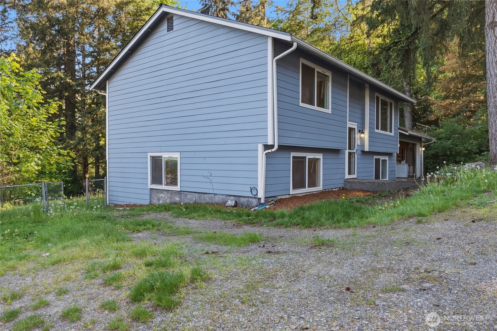 71 Ne Lorrain Court Property Photo 3