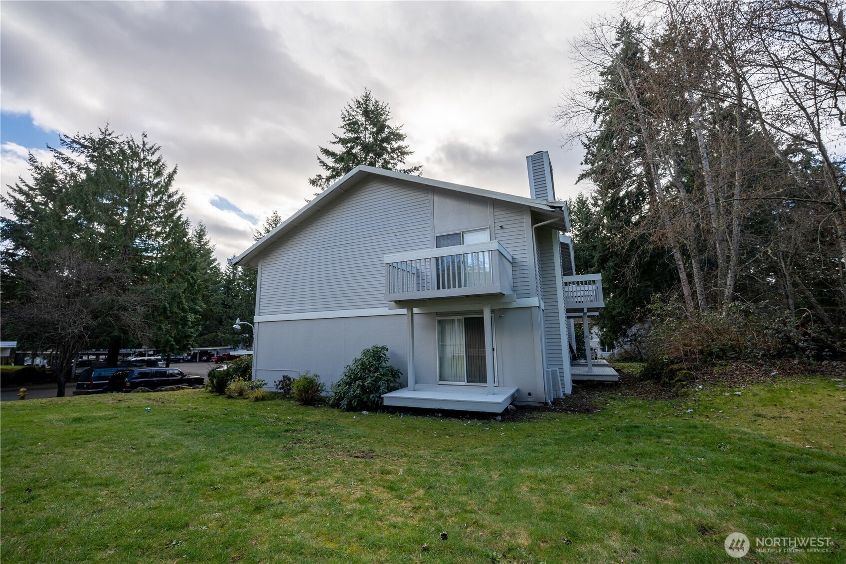 34005 1 St Circle Property Photo 3