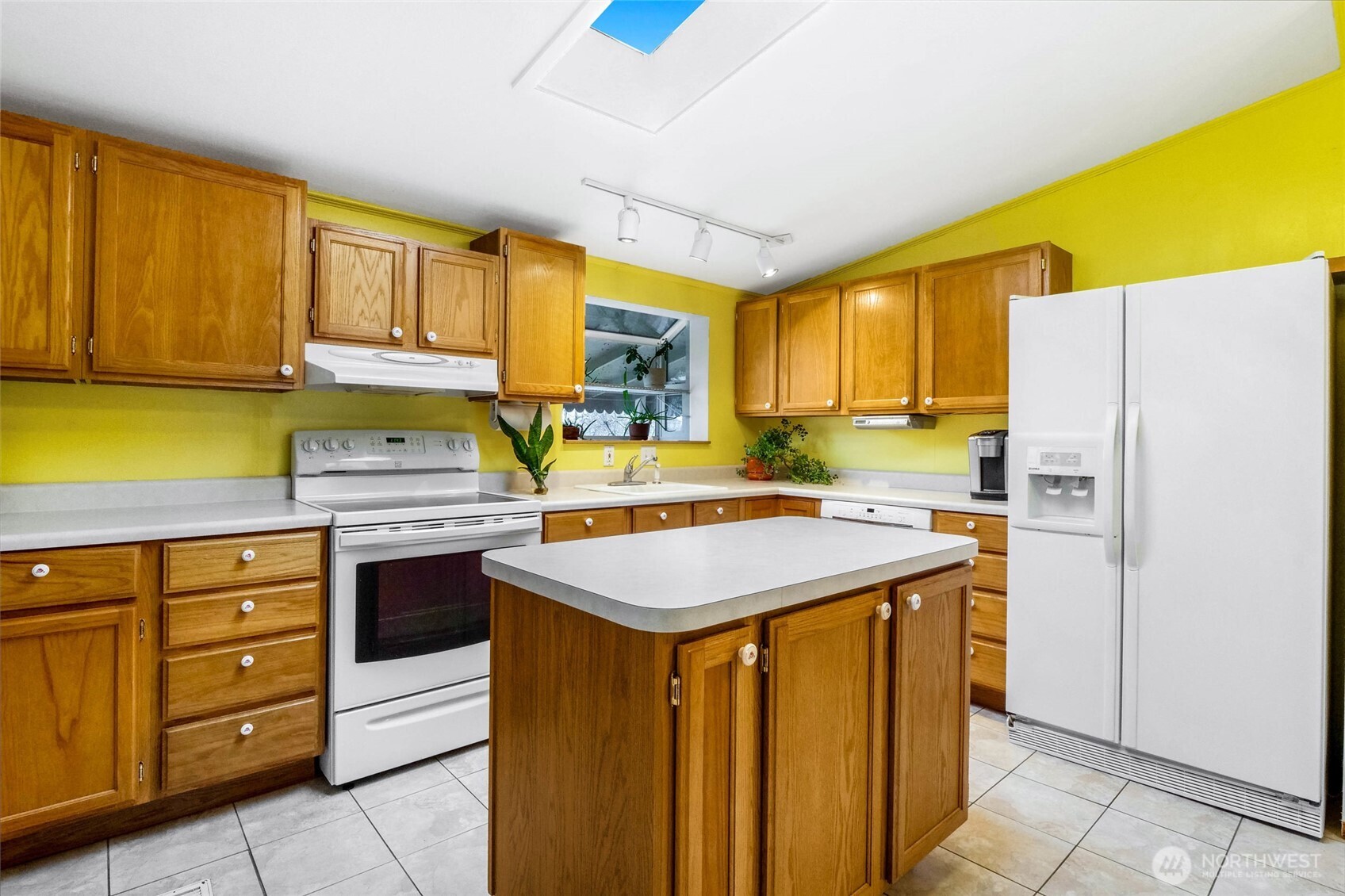 3431 Firouzi Drive Property Photo 8