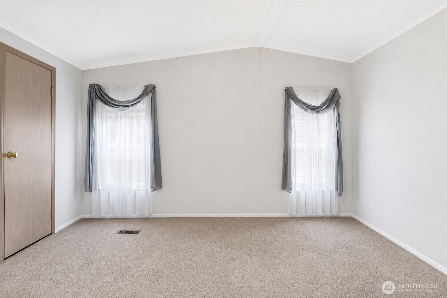 3431 Firouzi Drive Property Photo 13