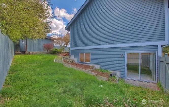 9502 S 200th Street Property Photo 20