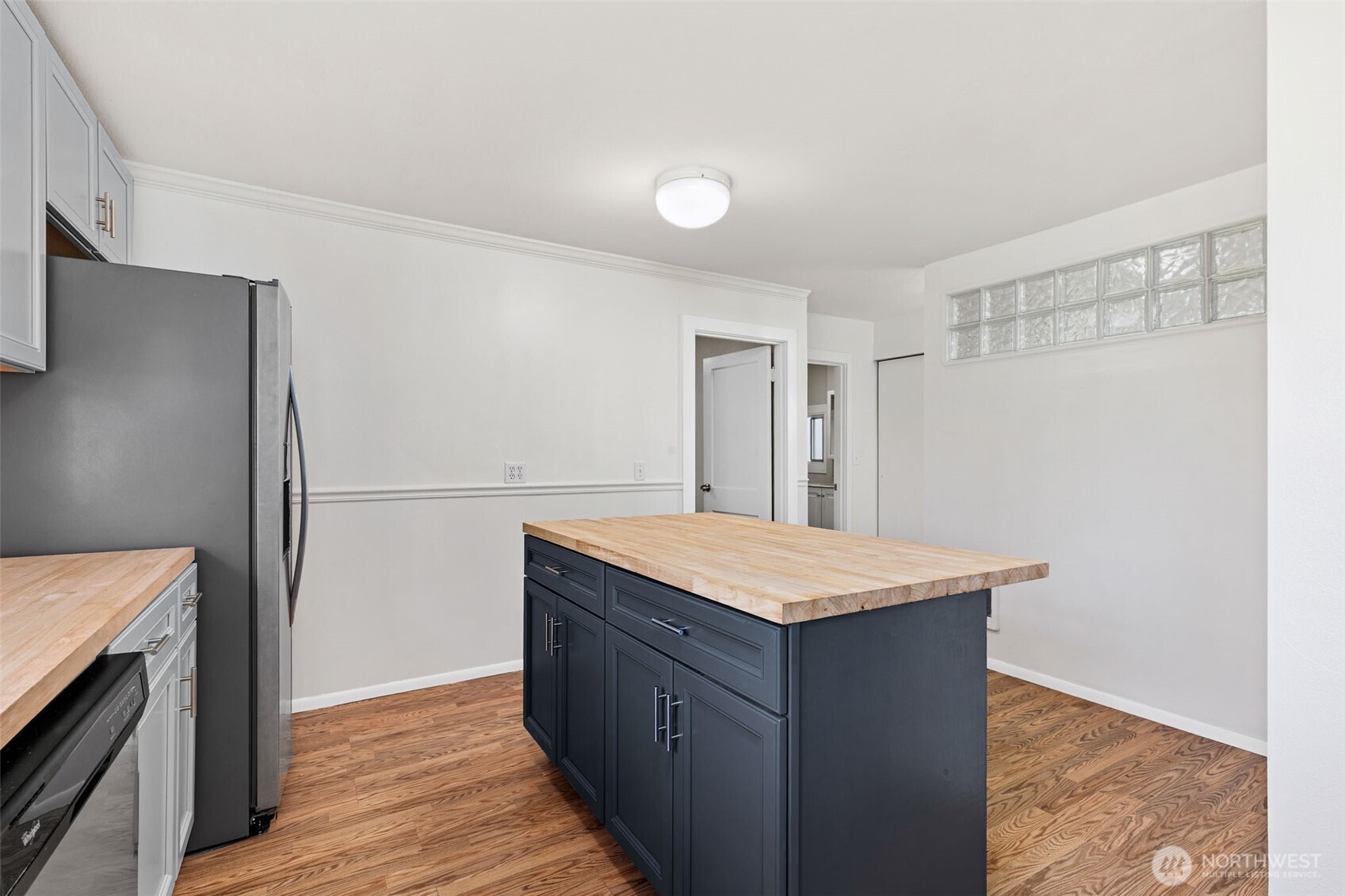 7902 48th Street Property Photo 12