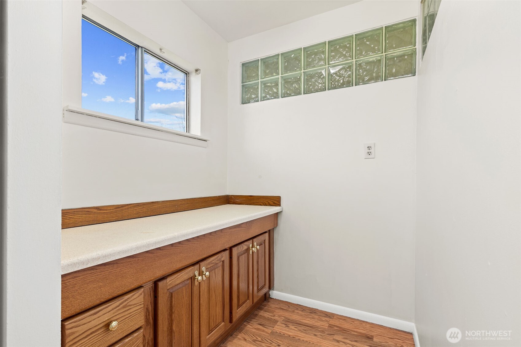 7902 48th Street Property Photo 14