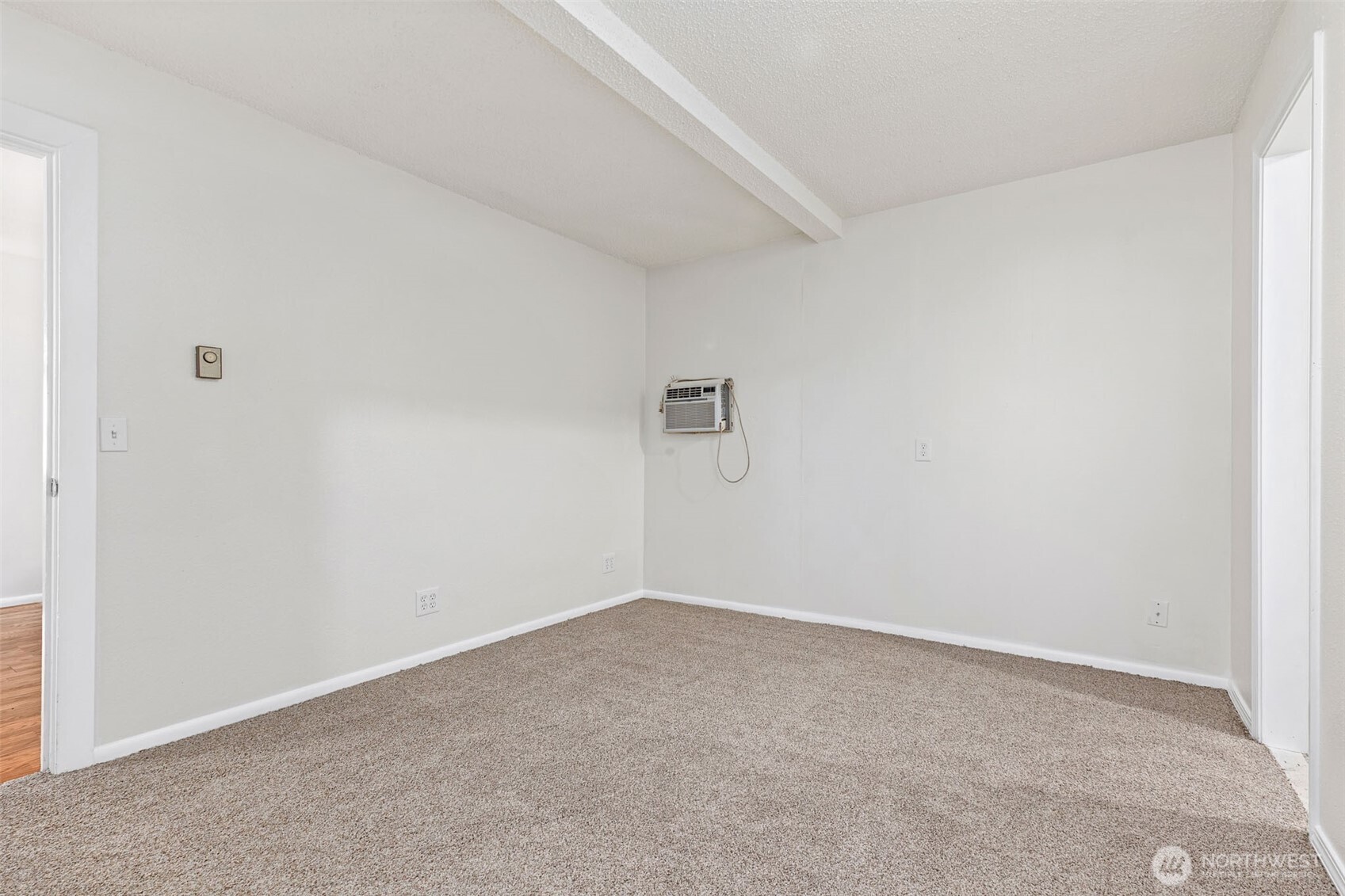 7902 48th Street Property Photo 17