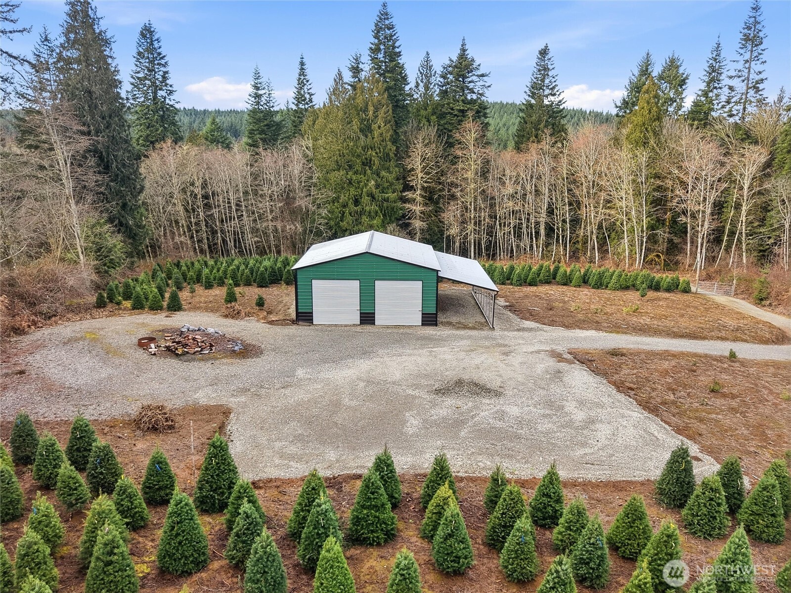 19420 Abbey Lane Property Photo 6