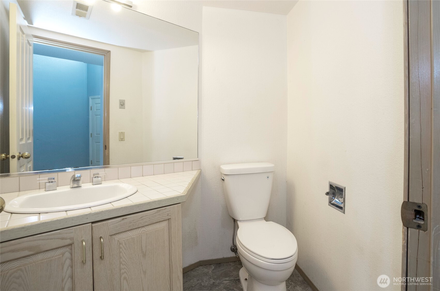 7326 Steilacoom Boulevard D3 Property Photo 10