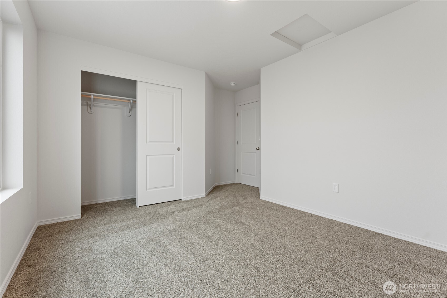 925 La Vista Drive Property Photo 24