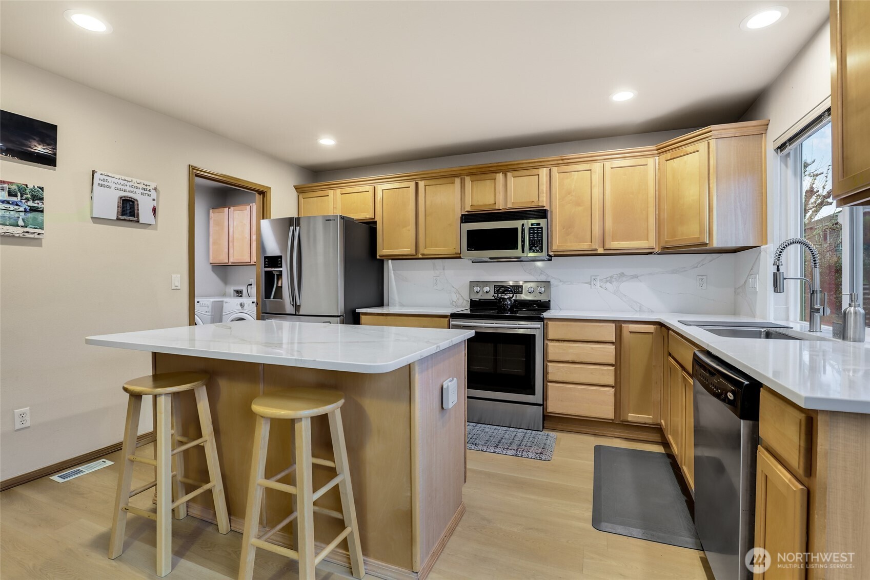 9406 225th Way Property Photo 6