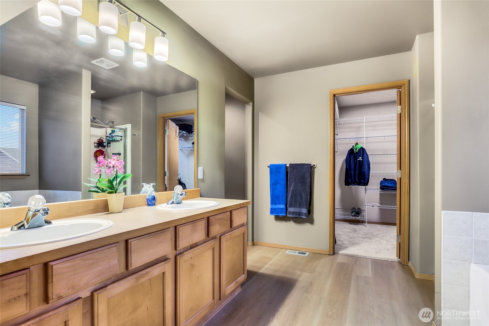 9406 225th Way Property Photo 13