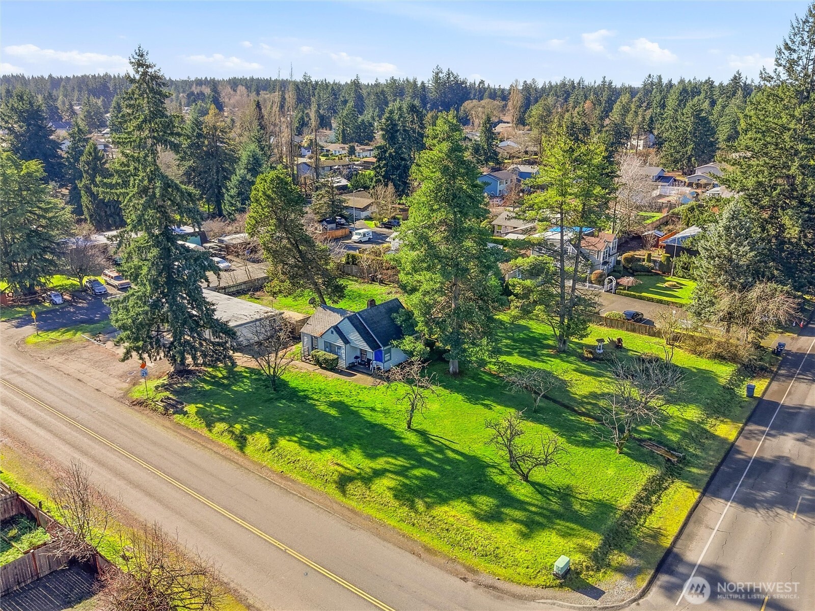 13002 10th Avenue Property Photo 3