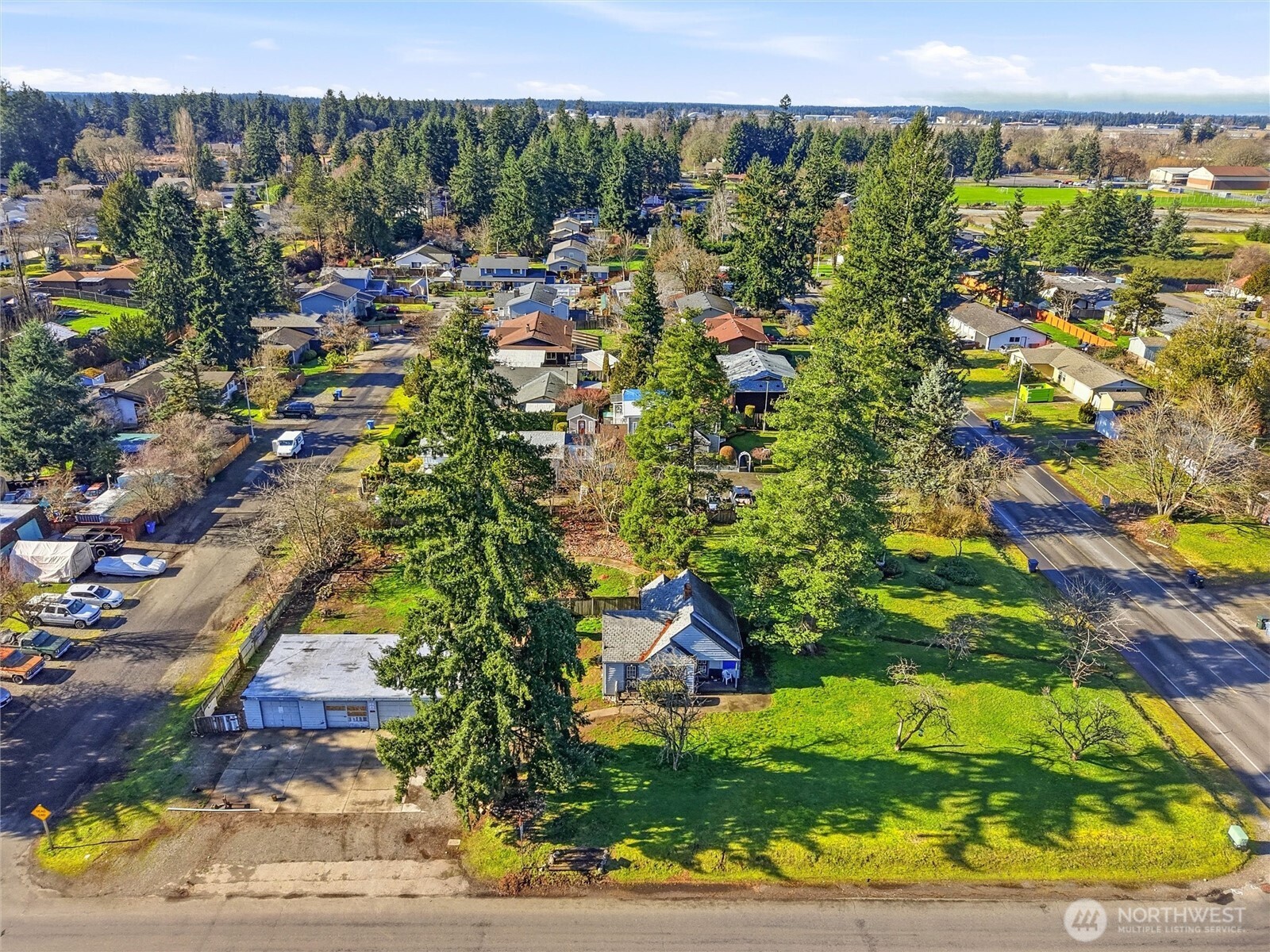 13002 10th Avenue Property Photo 4