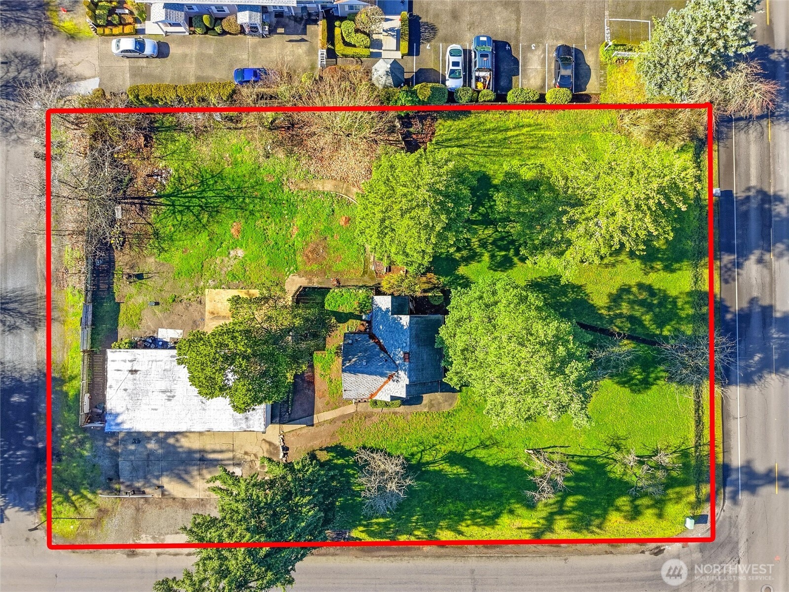 13002 10th Avenue Property Photo 5