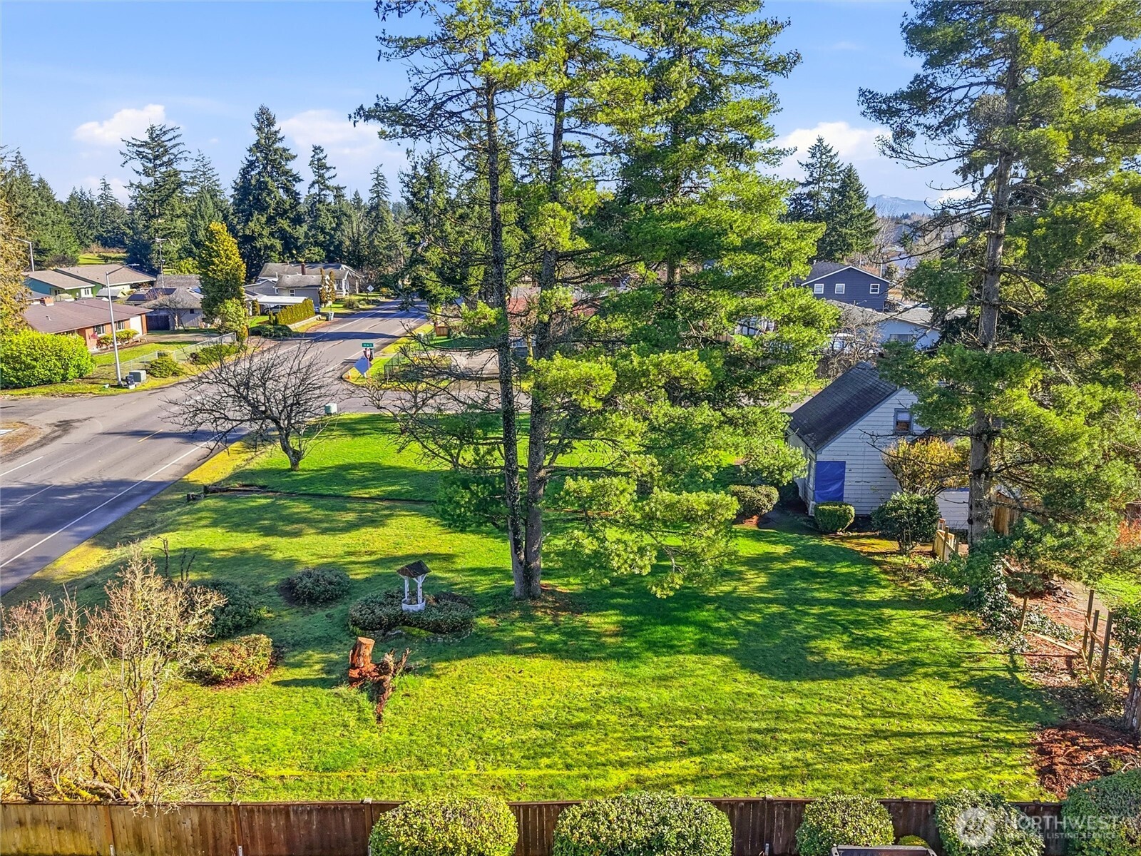 13002 10th Avenue Property Photo 10