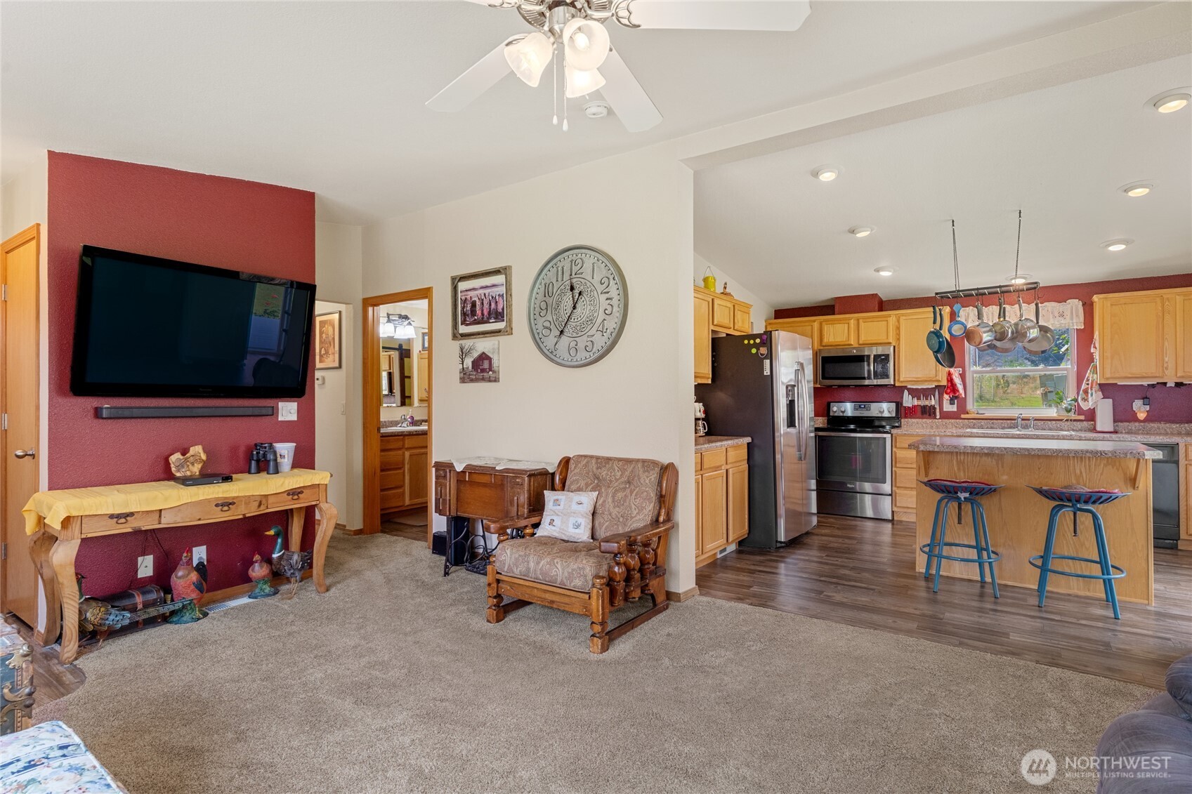 2560 Antoine Creek Property Photo 13