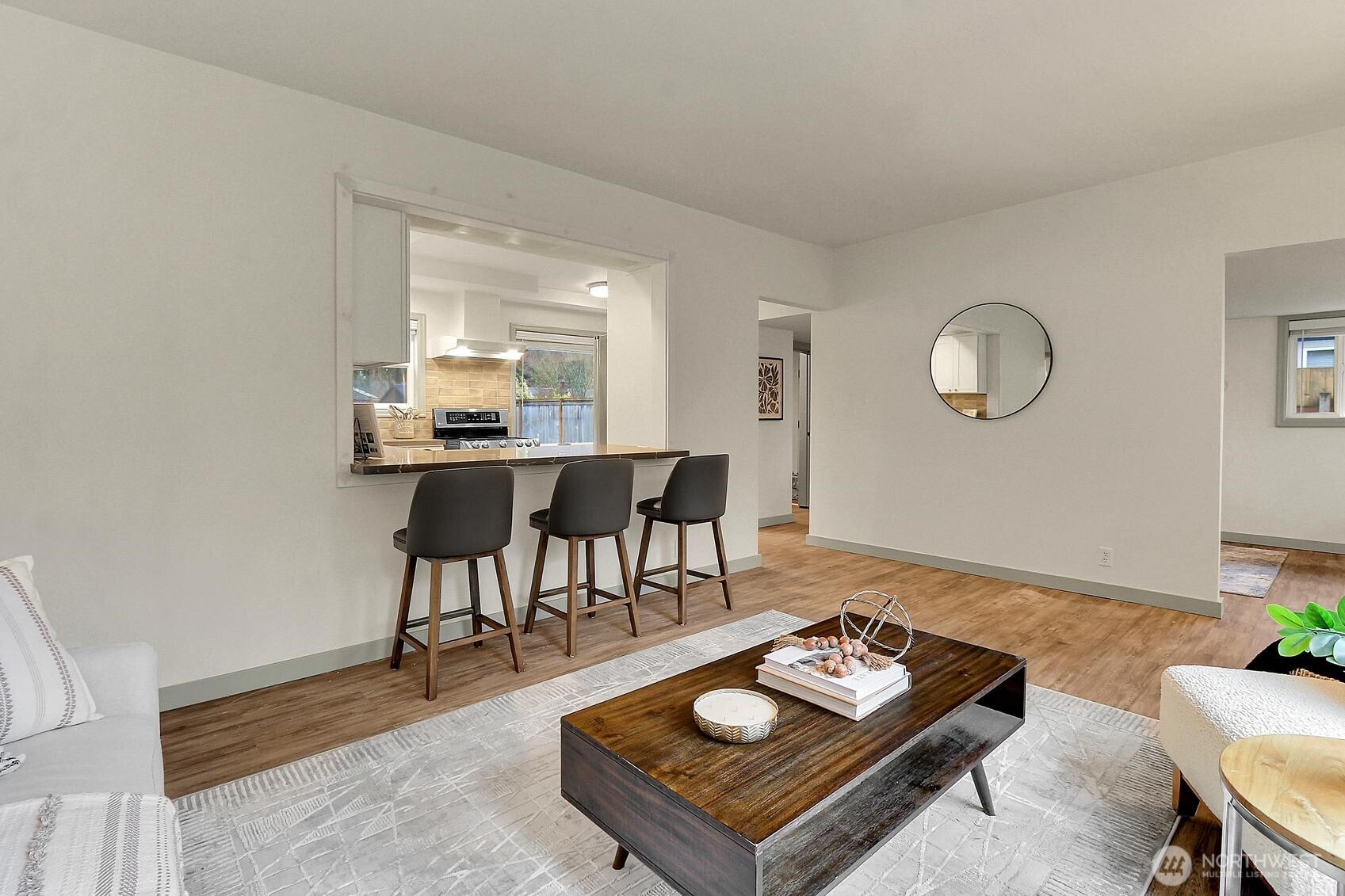 1021 Walnut Street Property Photo 8