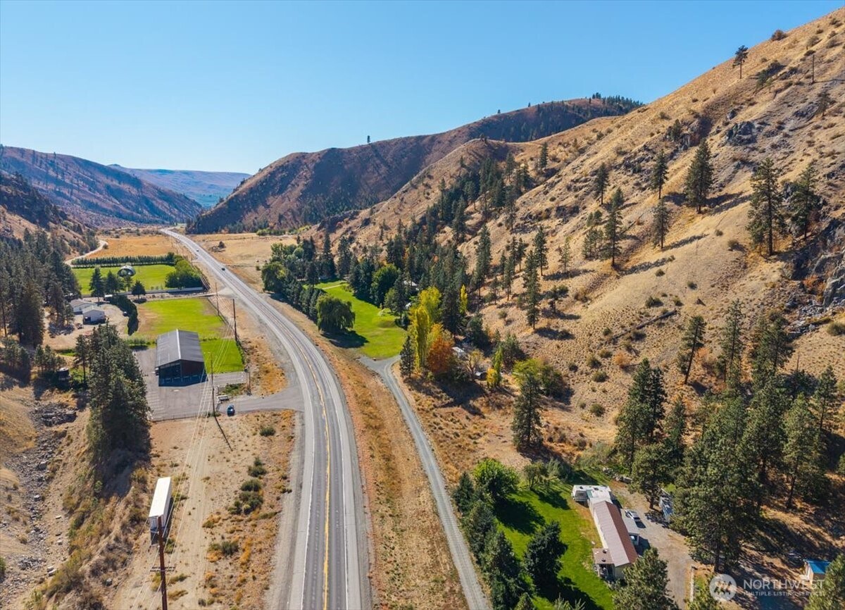 21300 Us Highway 97a Property Photo 3