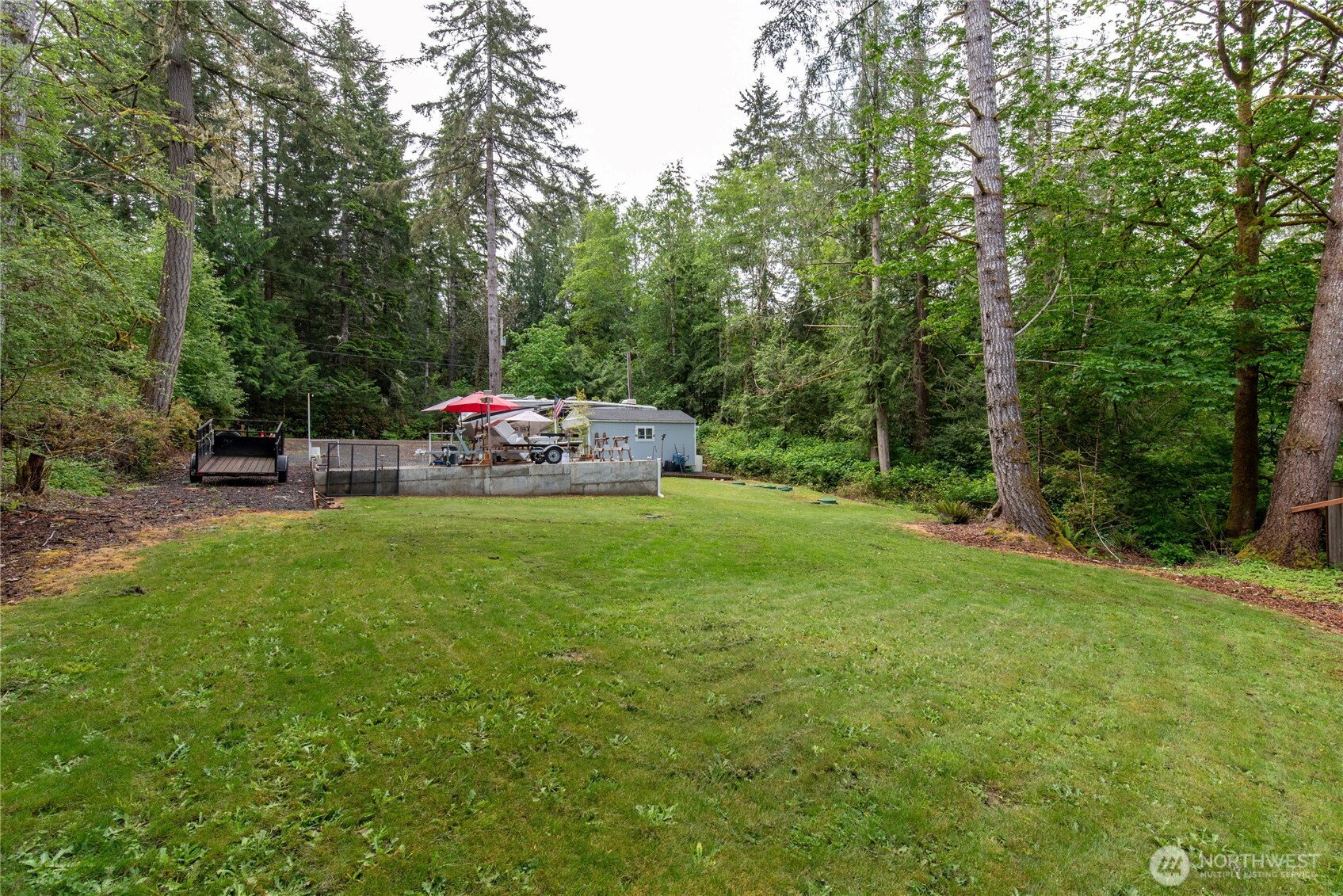 151 E Hillside Drive Property Photo 16
