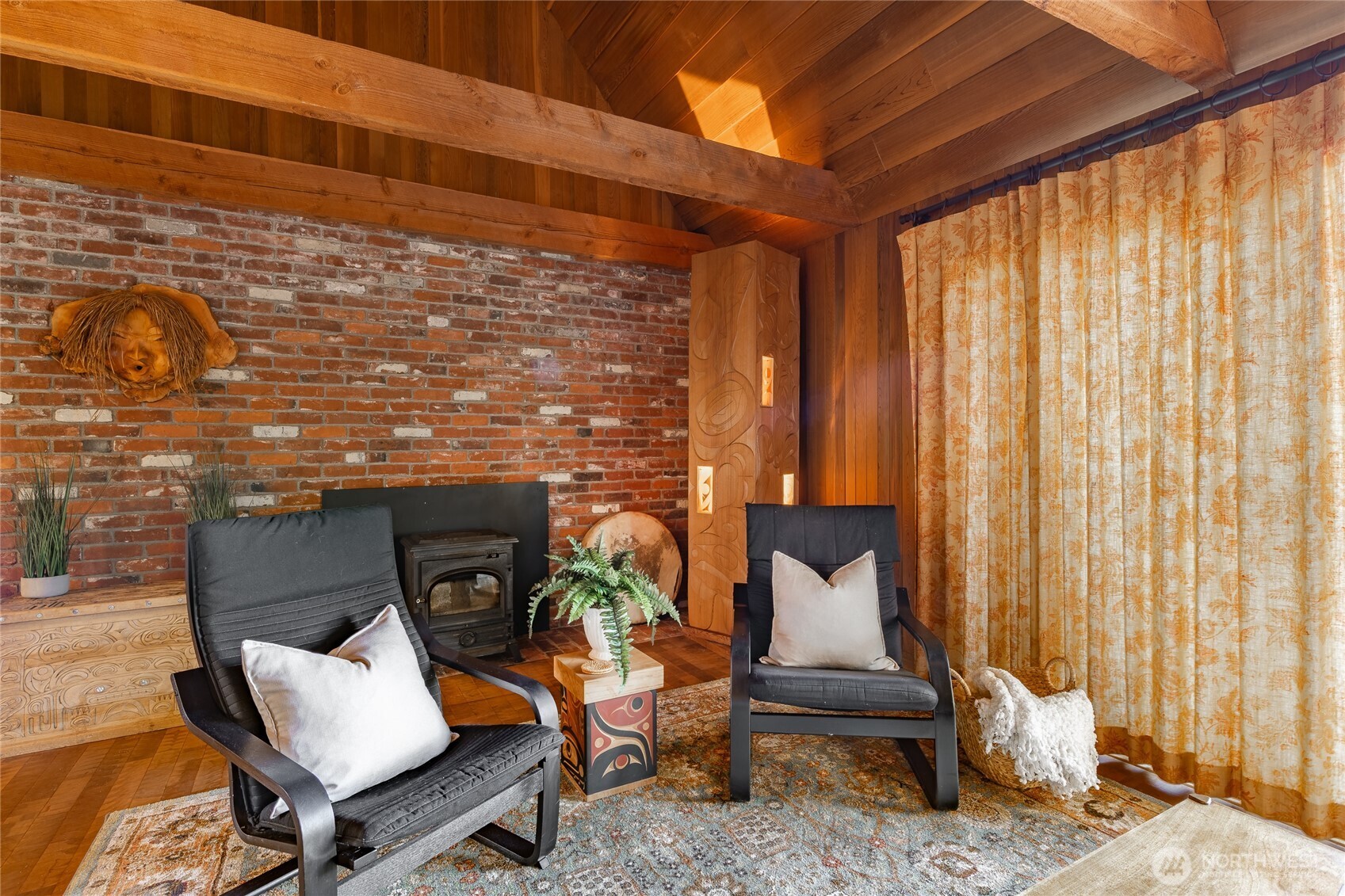 1014 Ben Nevis Loop Property Photo 12