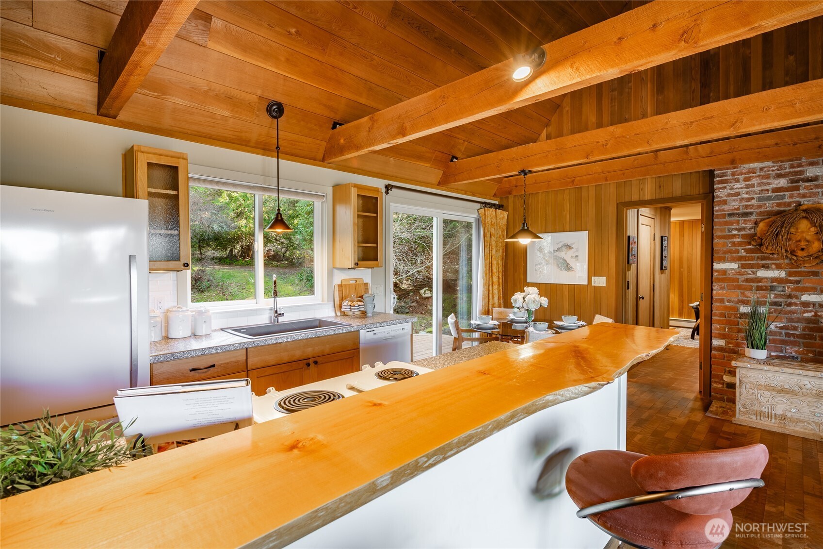 1014 Ben Nevis Loop Property Photo 14