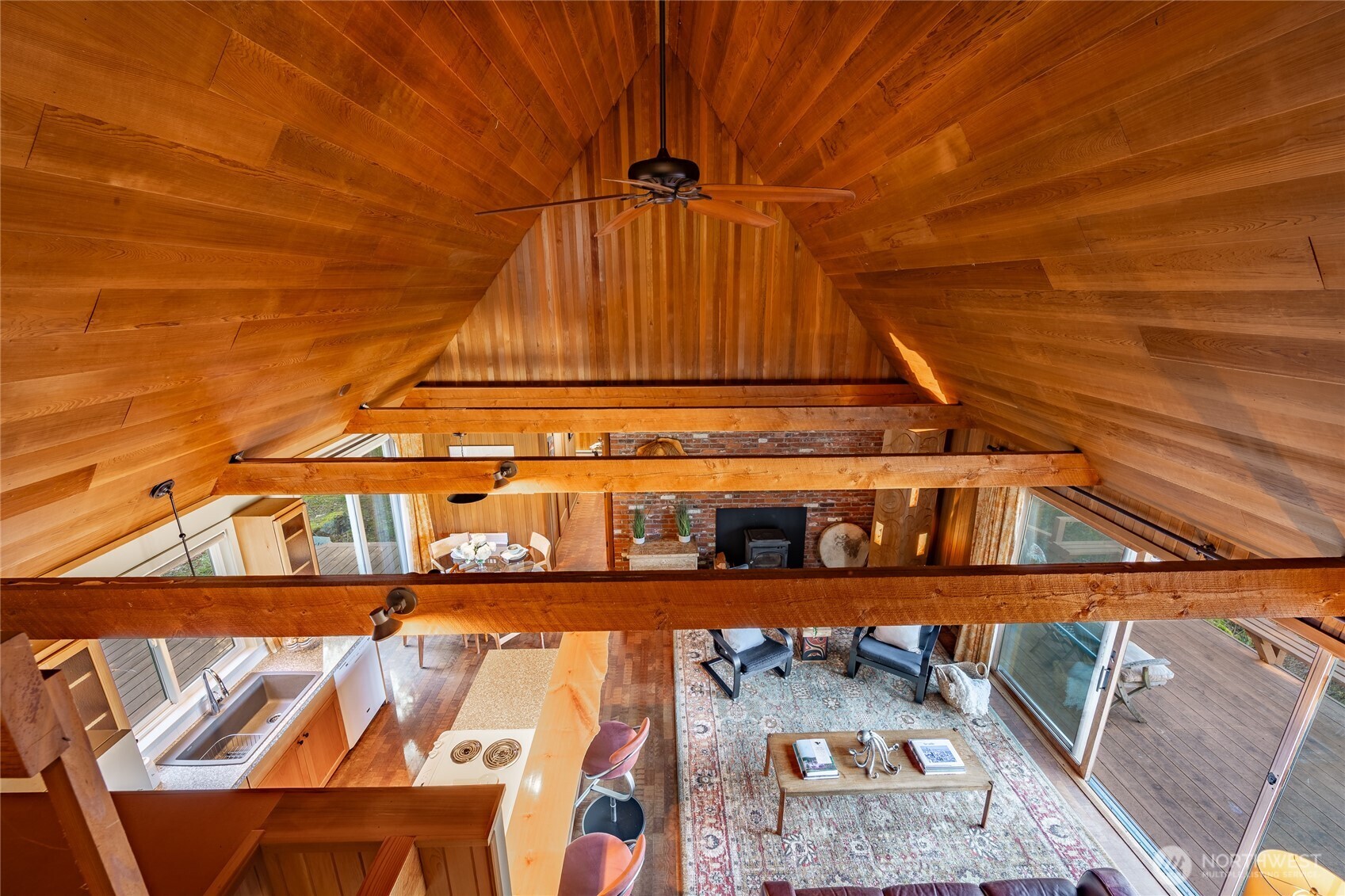 1014 Ben Nevis Loop Property Photo 19