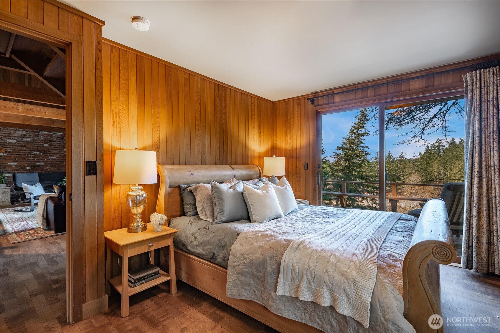 1014 Ben Nevis Loop Property Photo 28