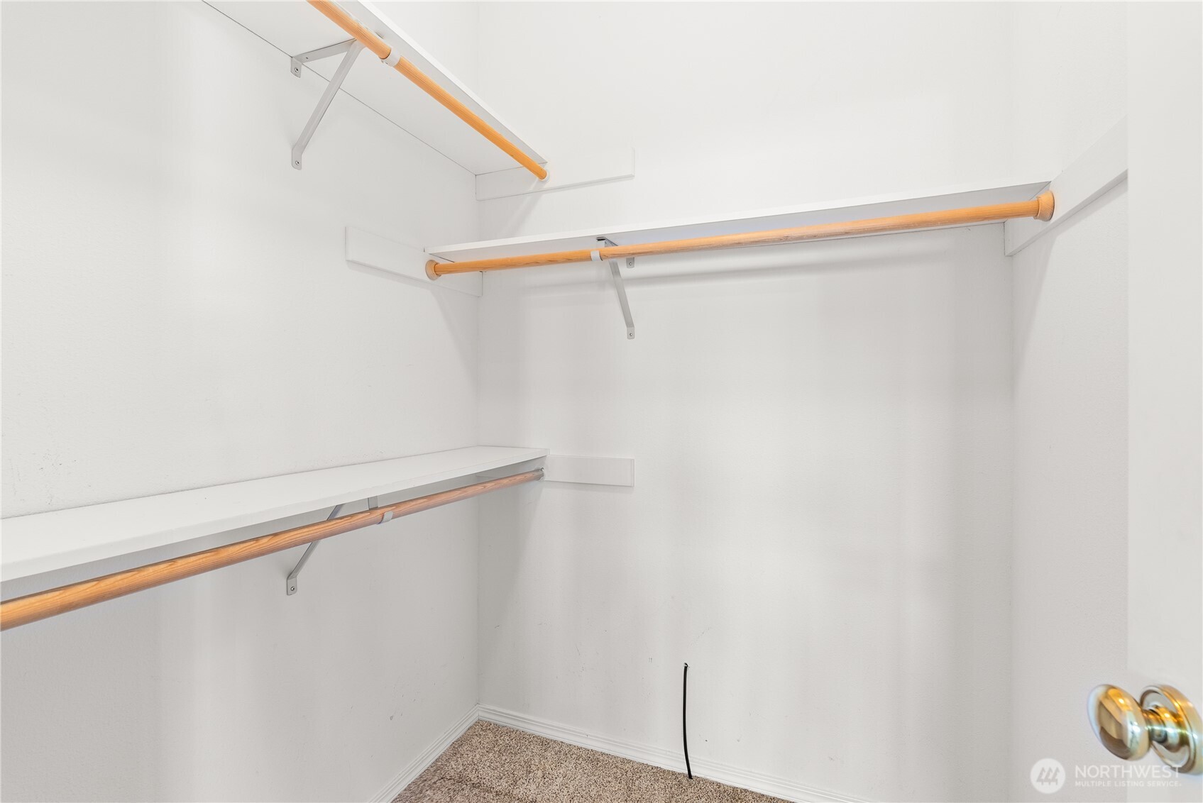 905 Landing Way Property Photo 17