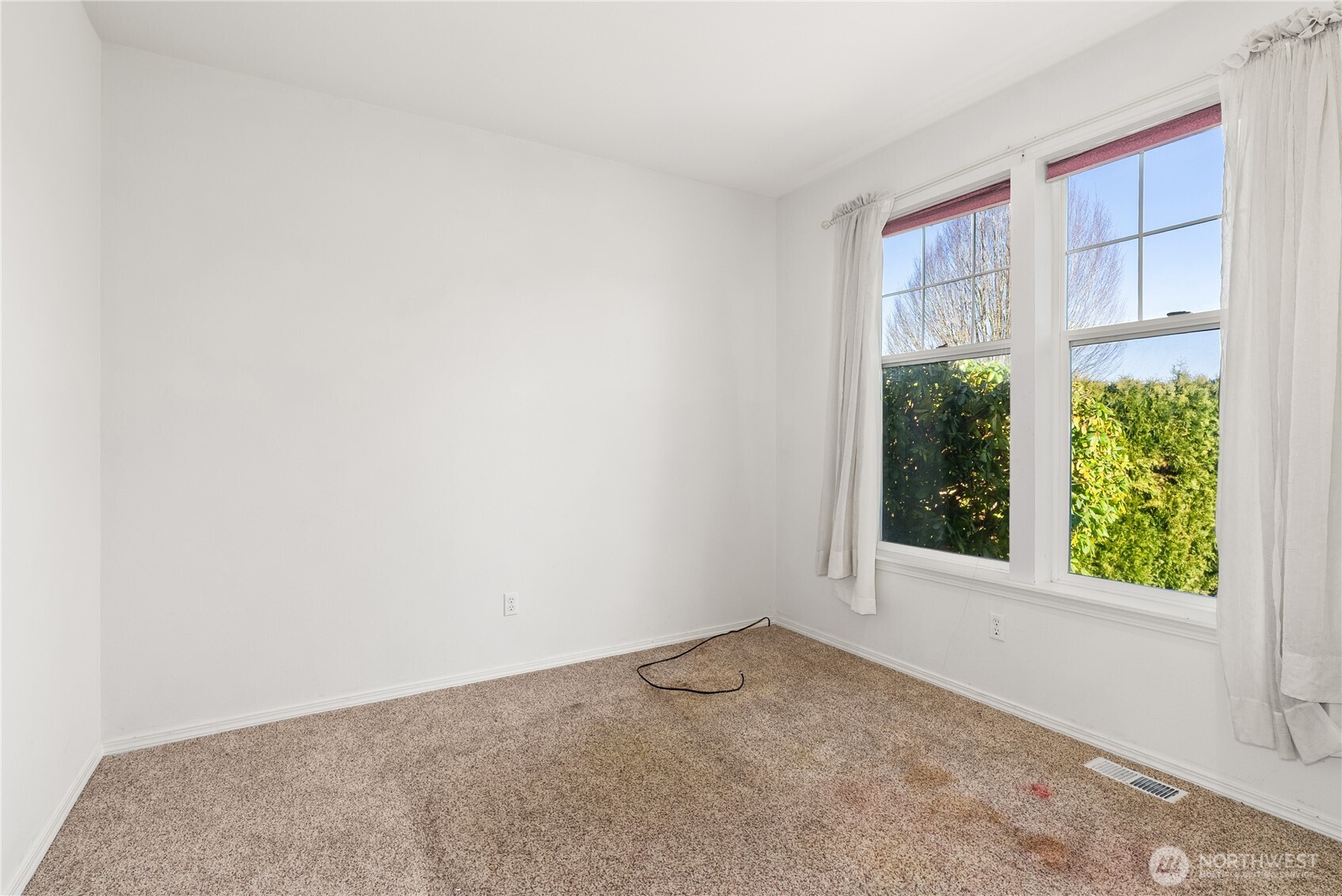 905 Landing Way Property Photo 18