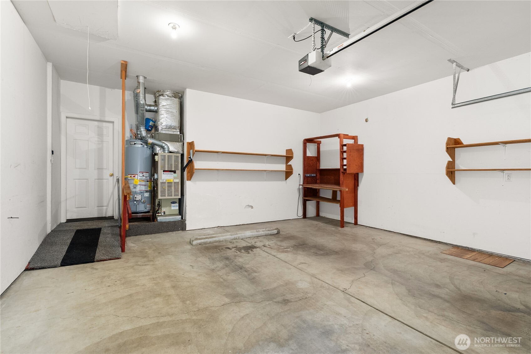 905 Landing Way Property Photo 22