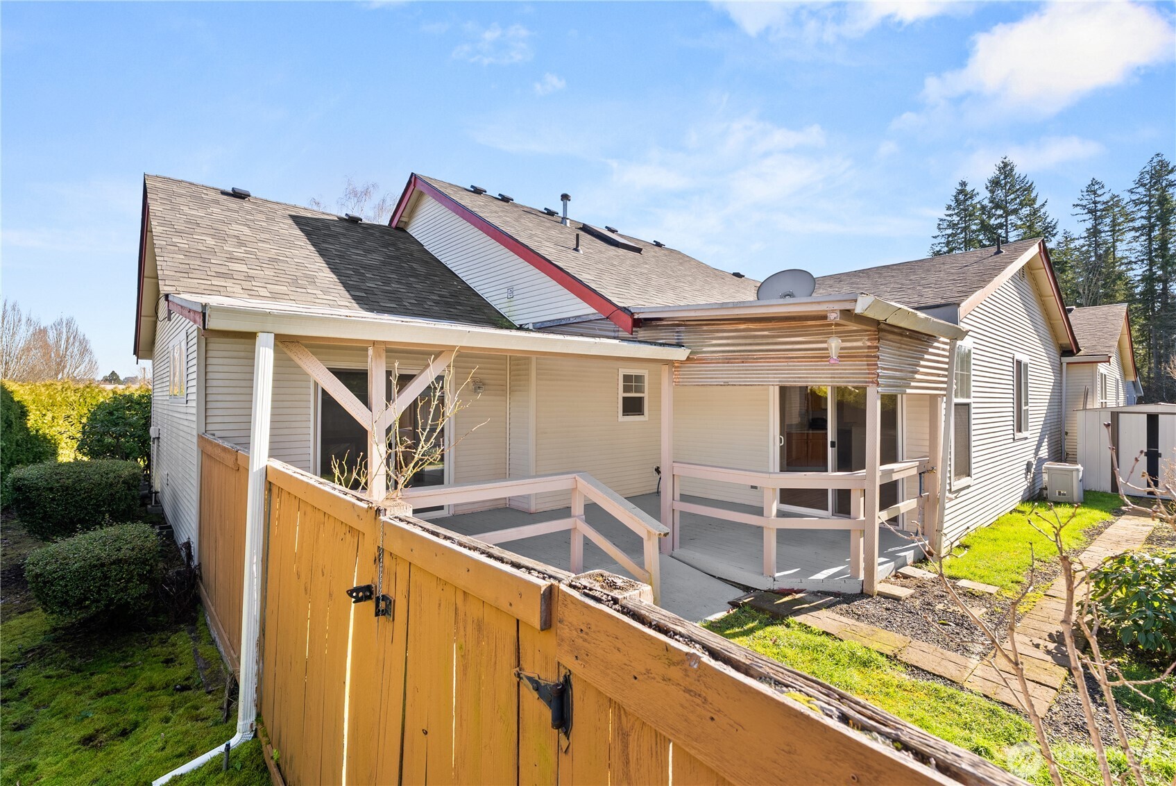 905 Landing Way Property Photo 23