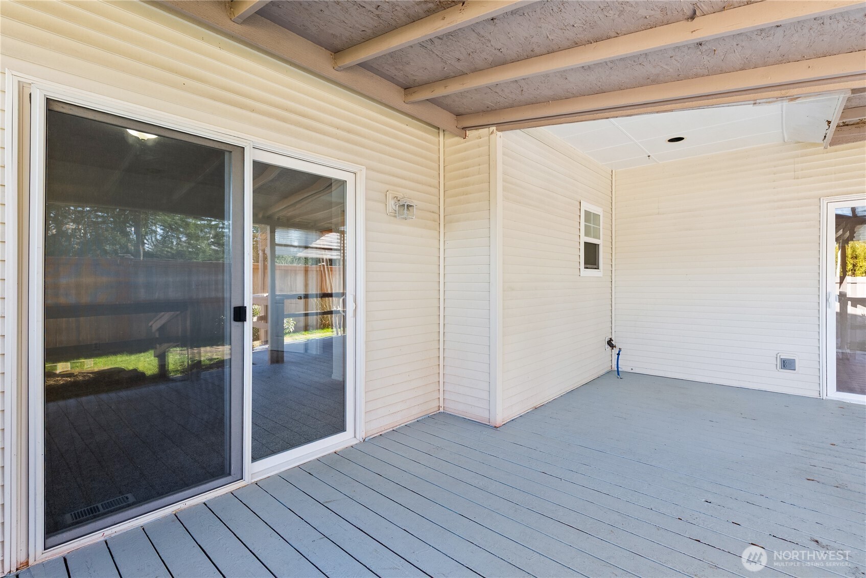 905 Landing Way Property Photo 25
