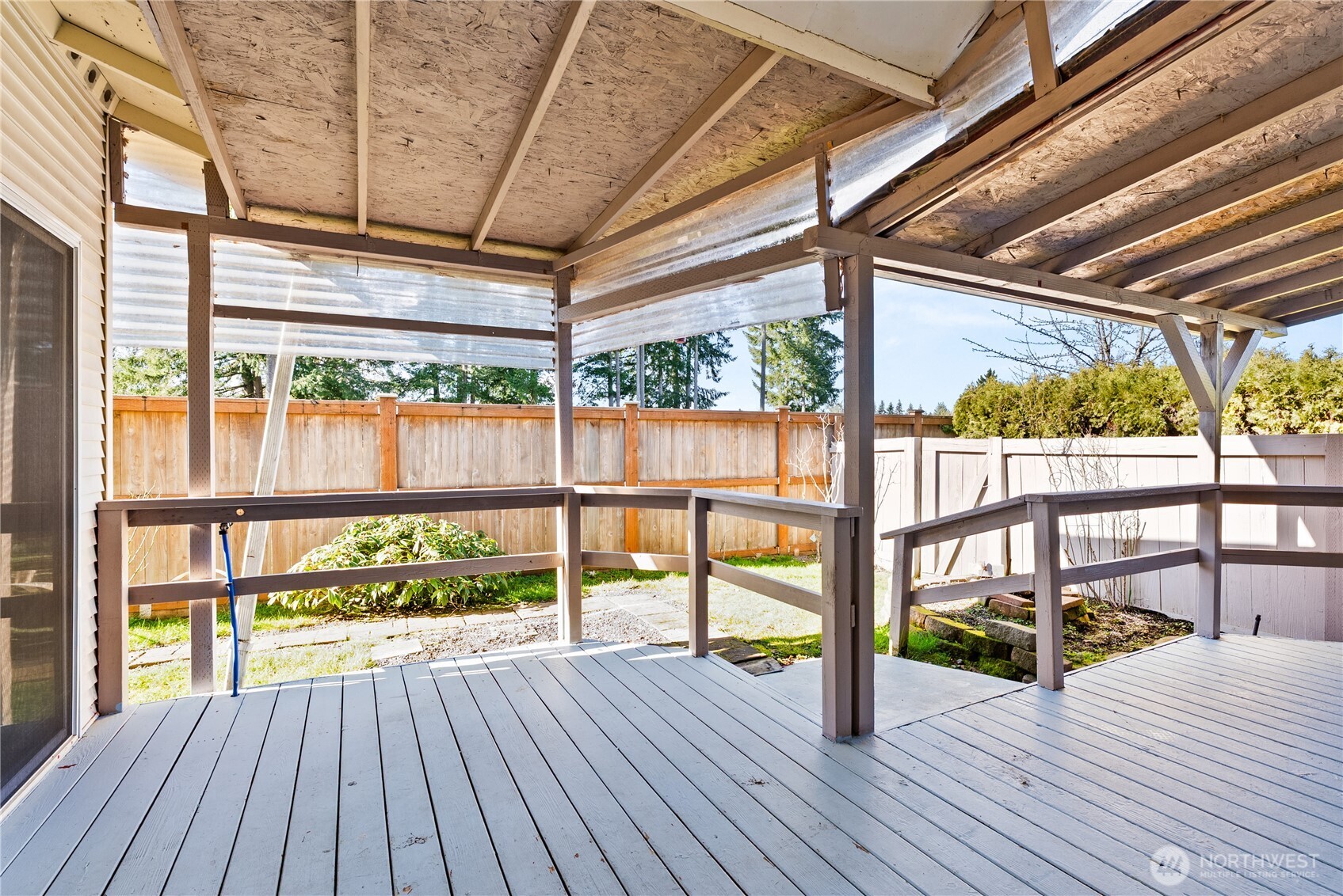 905 Landing Way Property Photo 27