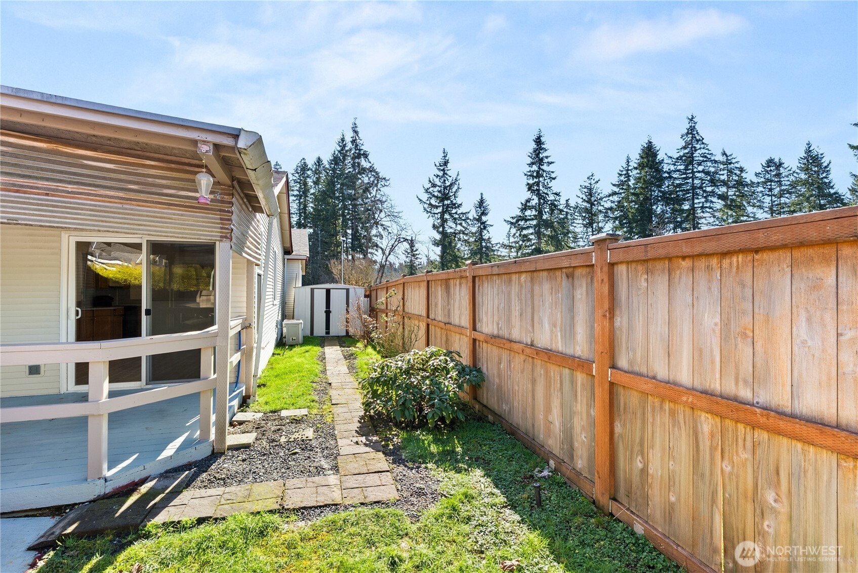 905 Landing Way Property Photo 28
